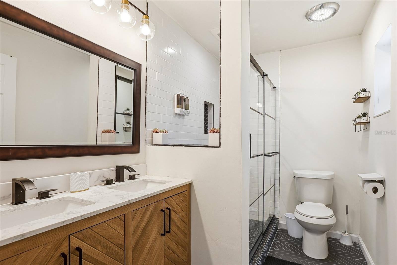 COUNTRY PLACE UNIT 5 - Residential