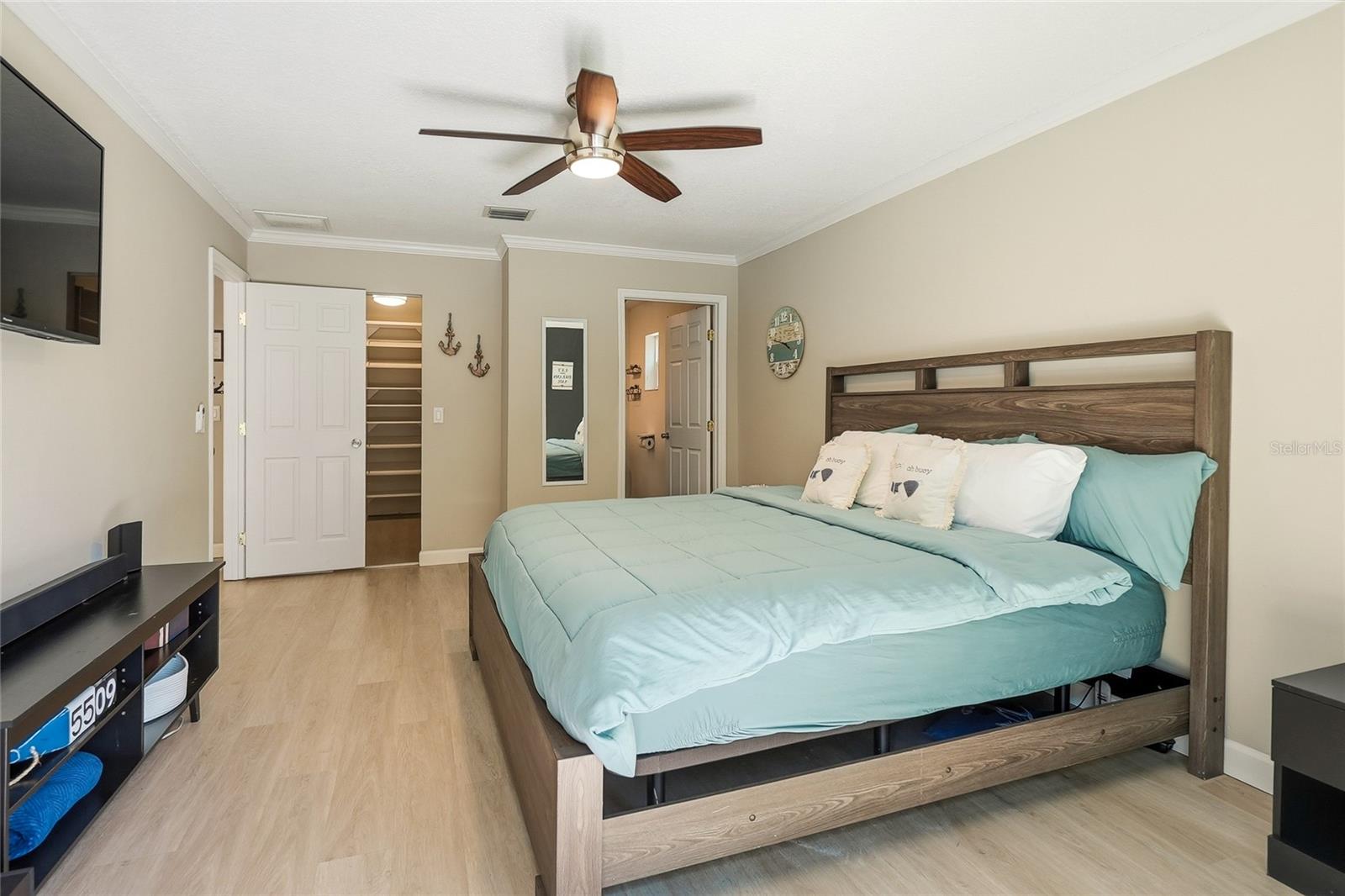 COUNTRY PLACE UNIT 5 - Residential