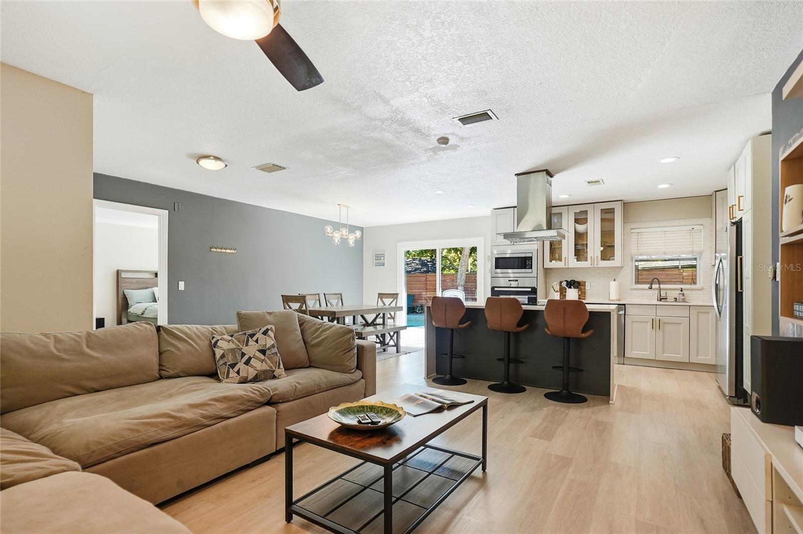 COUNTRY PLACE UNIT 5 - Residential