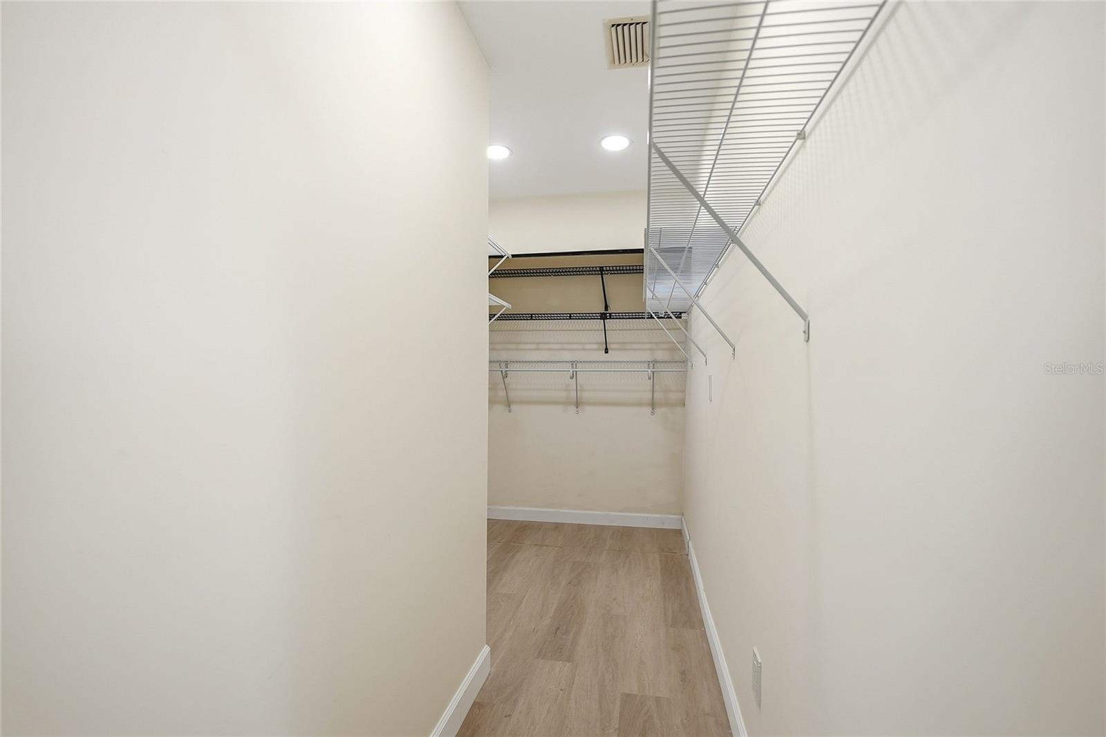 COUNTRY PLACE UNIT 5 - Residential