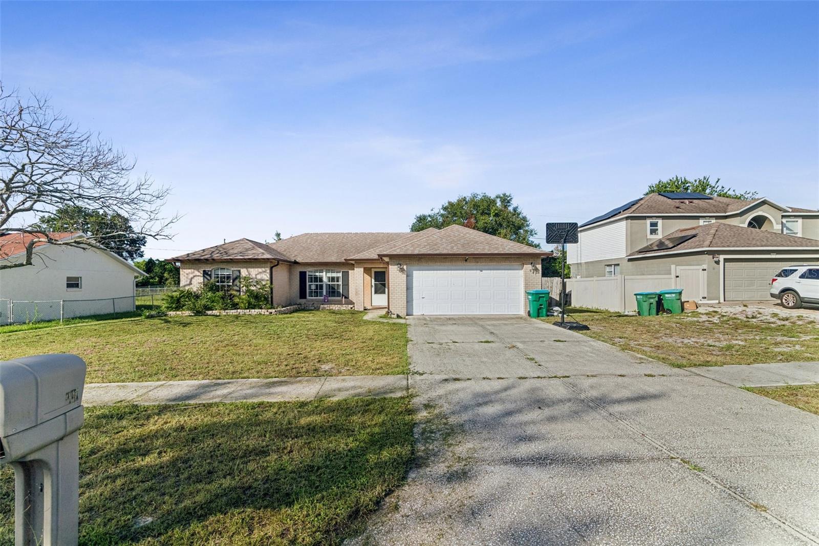 2004-built block home with solid bones and a 4-year-old roof. ARV around $320K, priced at just $215K for a quick sale. Great opportunity to flip or hold with equity on day one. Located in a desirable neighborhood with strong comps and growing demand. Don’t miss this value-add deal!