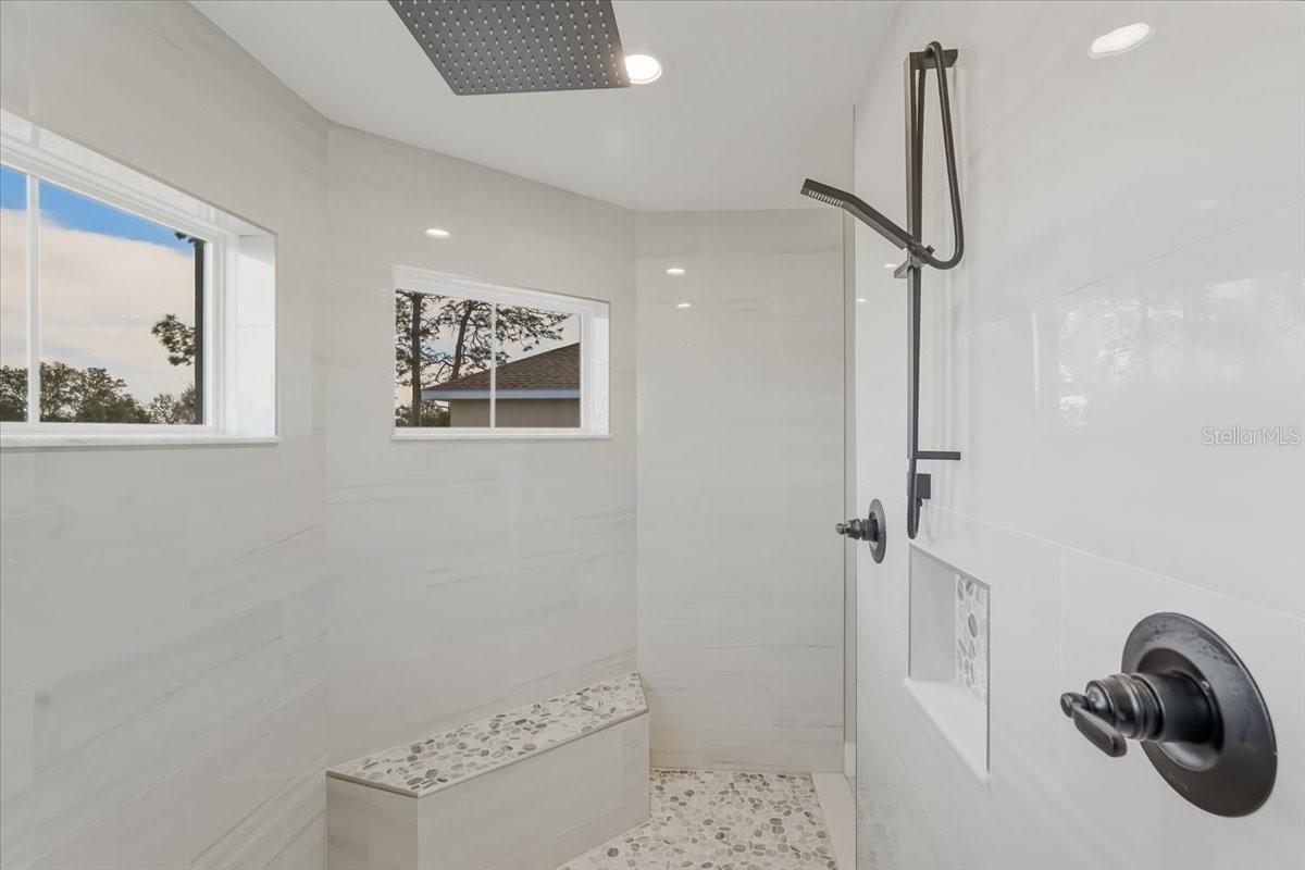 CLEARVIEW ESTATES - Residential