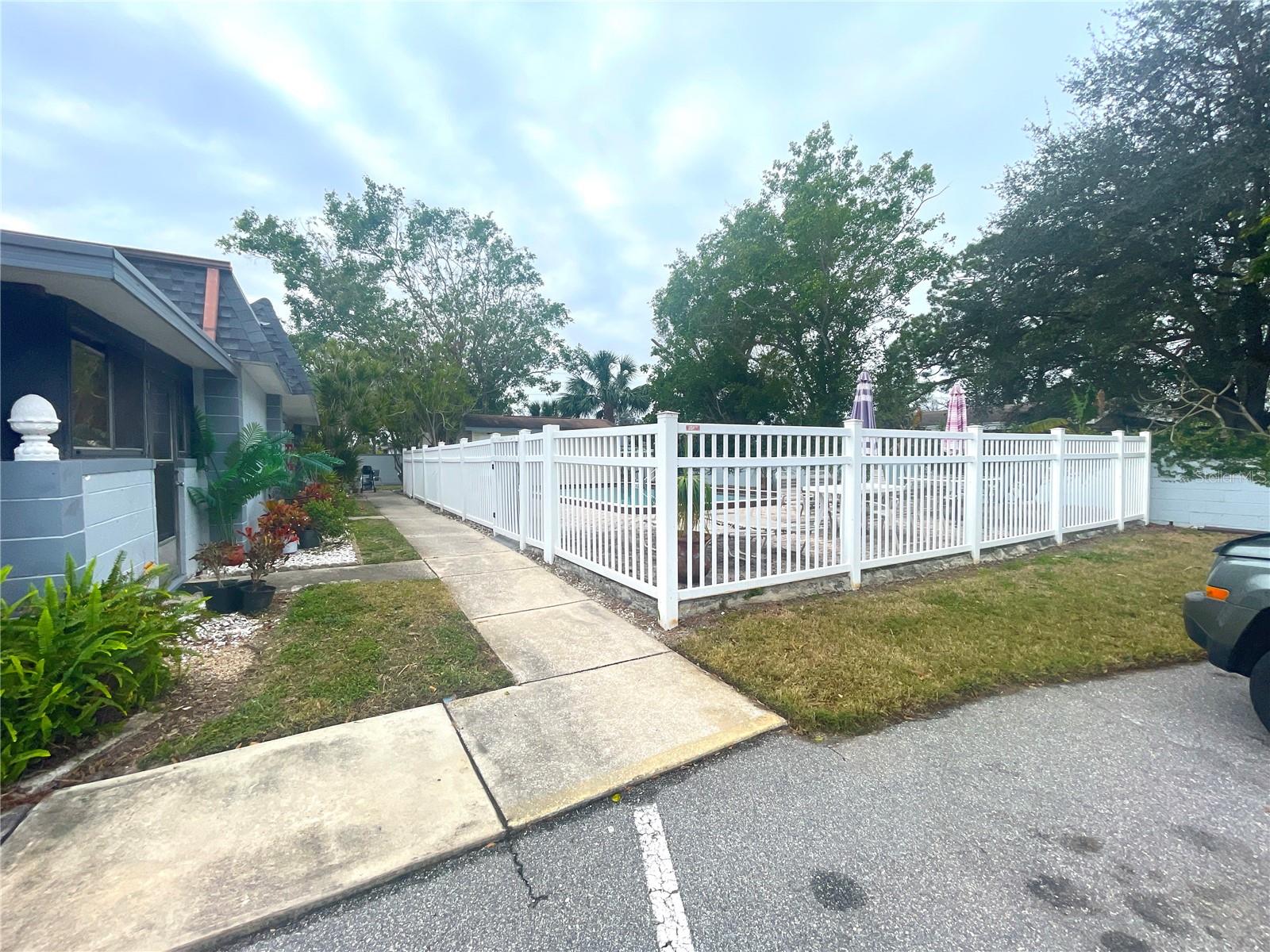 PARK EAST CONDO - Residential Lease