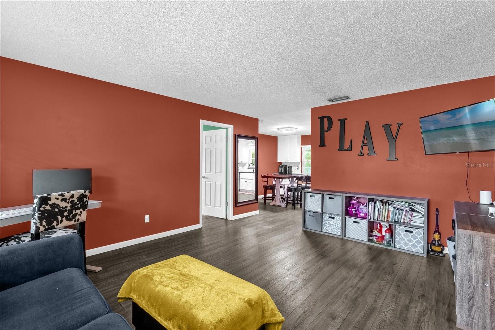 4959 ARDMORE DRIVE