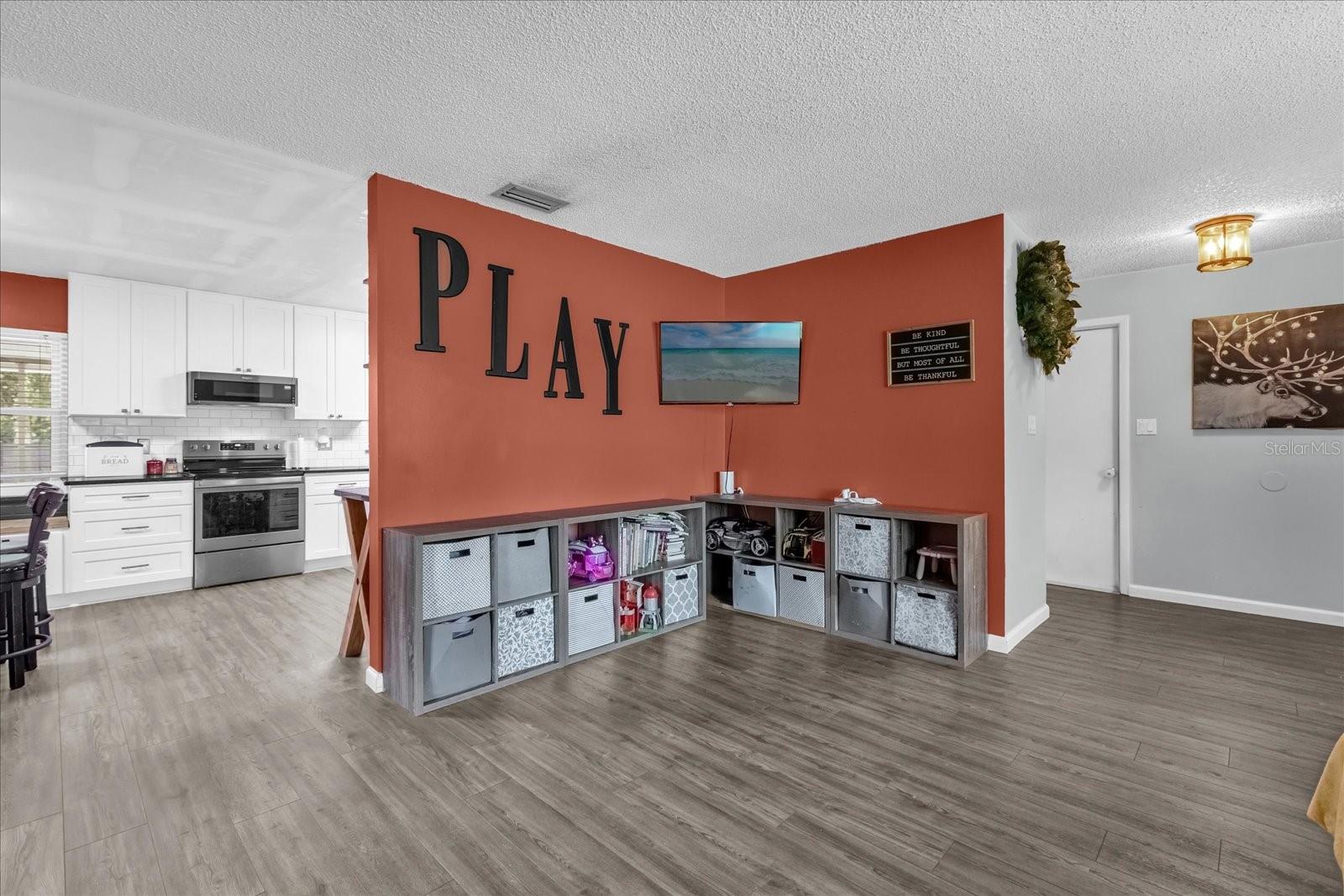 4959 ARDMORE DRIVE