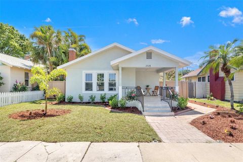 2328 DARTMOUTH AVENUE N ST PETERSBURG FL 33713