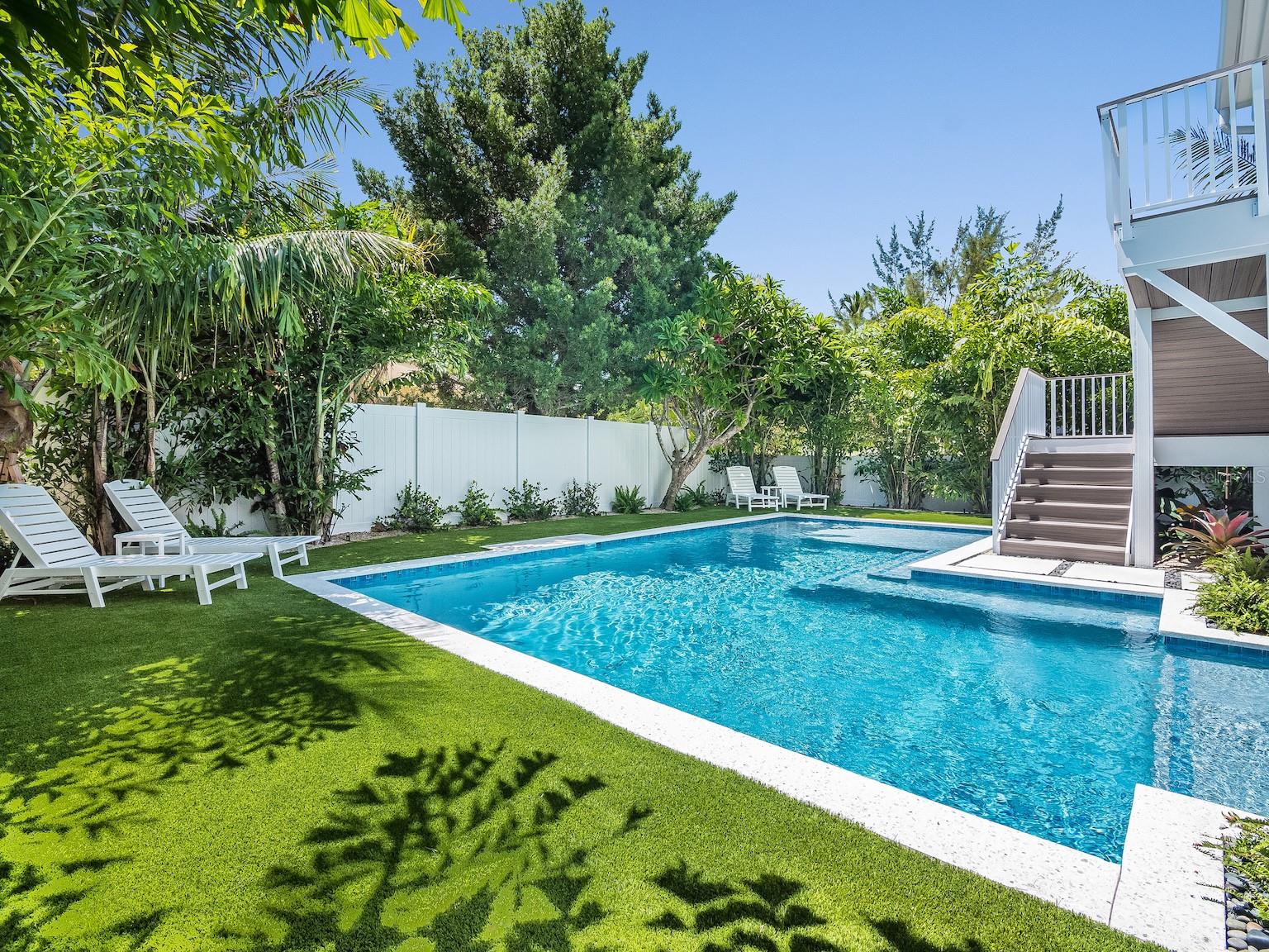 SHORE ACRES FOURTH ADD - Residential