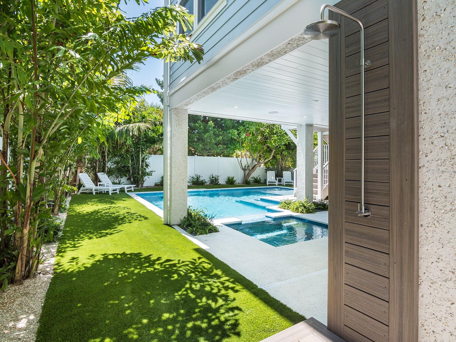 SHORE ACRES FOURTH ADD - Residential