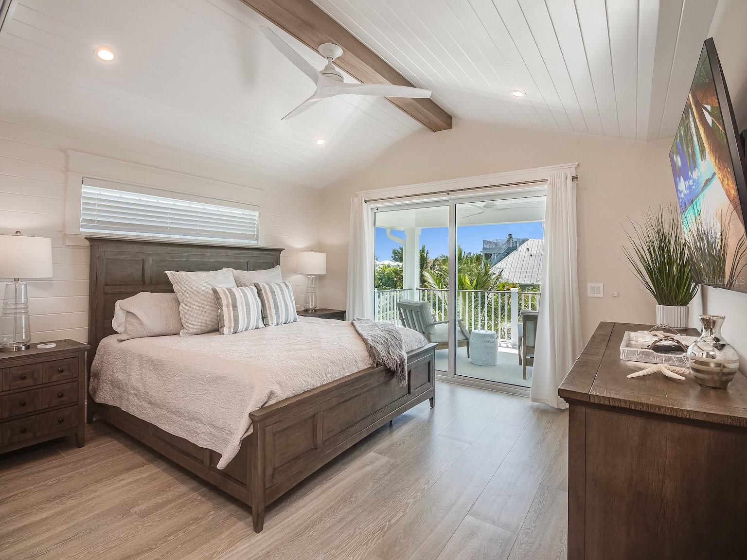 SHORE ACRES FOURTH ADD - Residential