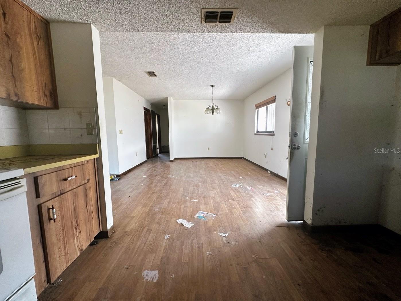 PINE RUN ESTATE - Residential