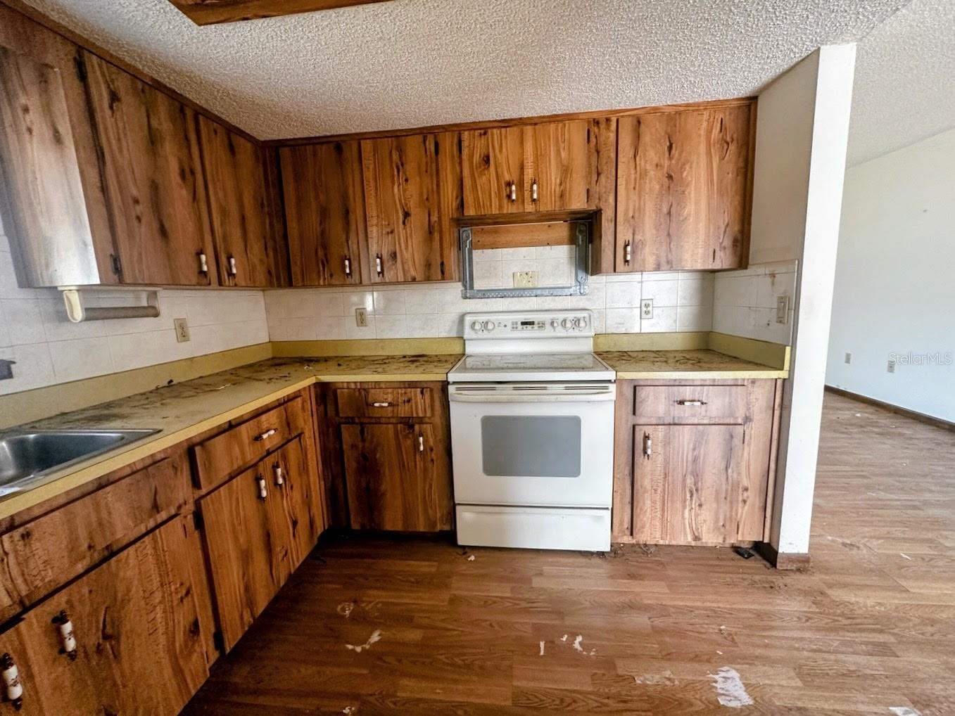 PINE RUN ESTATE - Residential