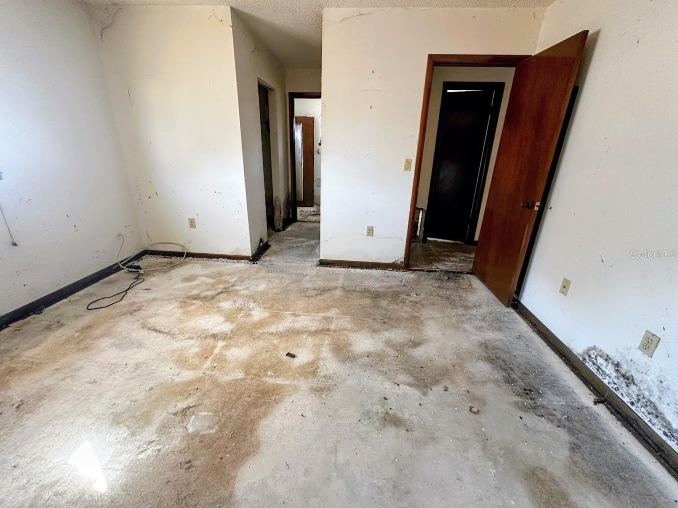 PINE RUN ESTATE - Residential