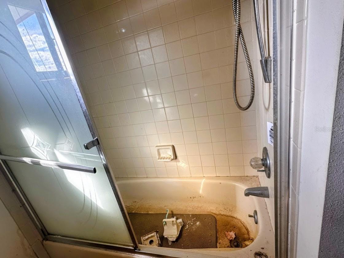 PINE RUN ESTATE - Residential