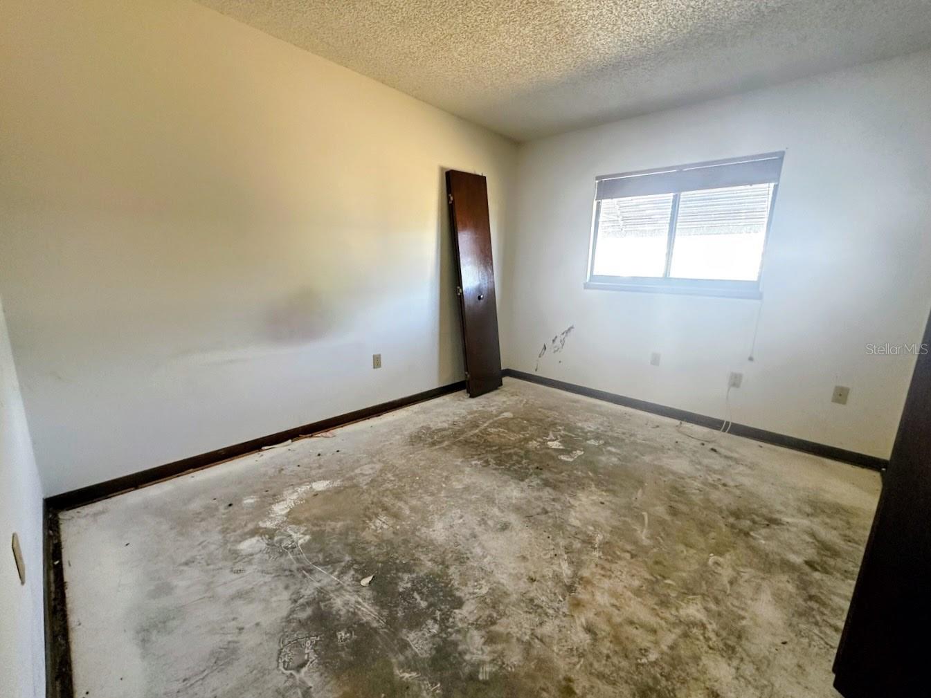 PINE RUN ESTATE - Residential