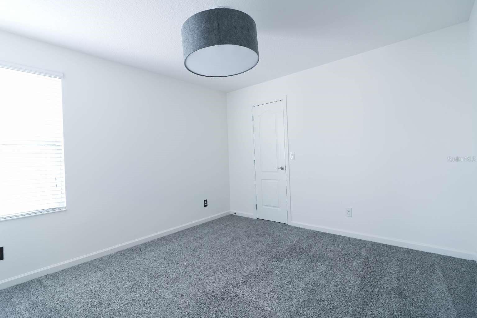 SUMMERLAKE GRVS - Residential