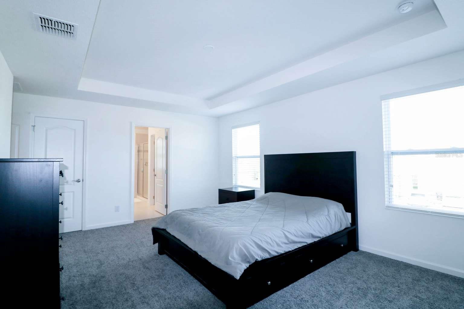SUMMERLAKE GRVS - Residential