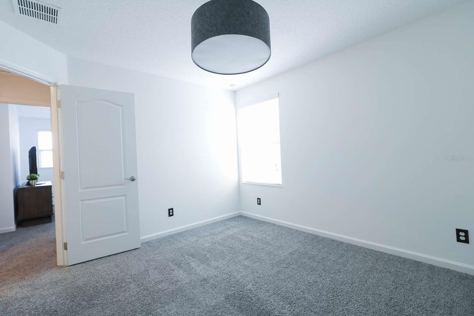 SUMMERLAKE GRVS - Residential