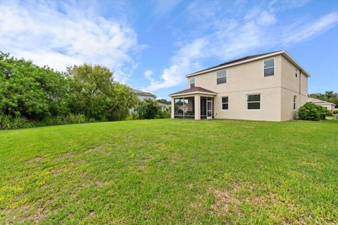 A home in ELLENTON