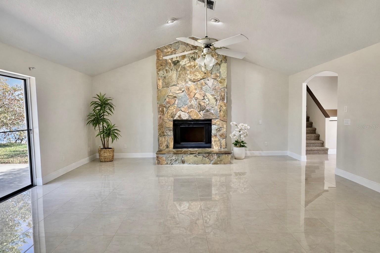 POINCIANA RE-PLAT PT NBRHD 01 VILLAGE 03 - Residential