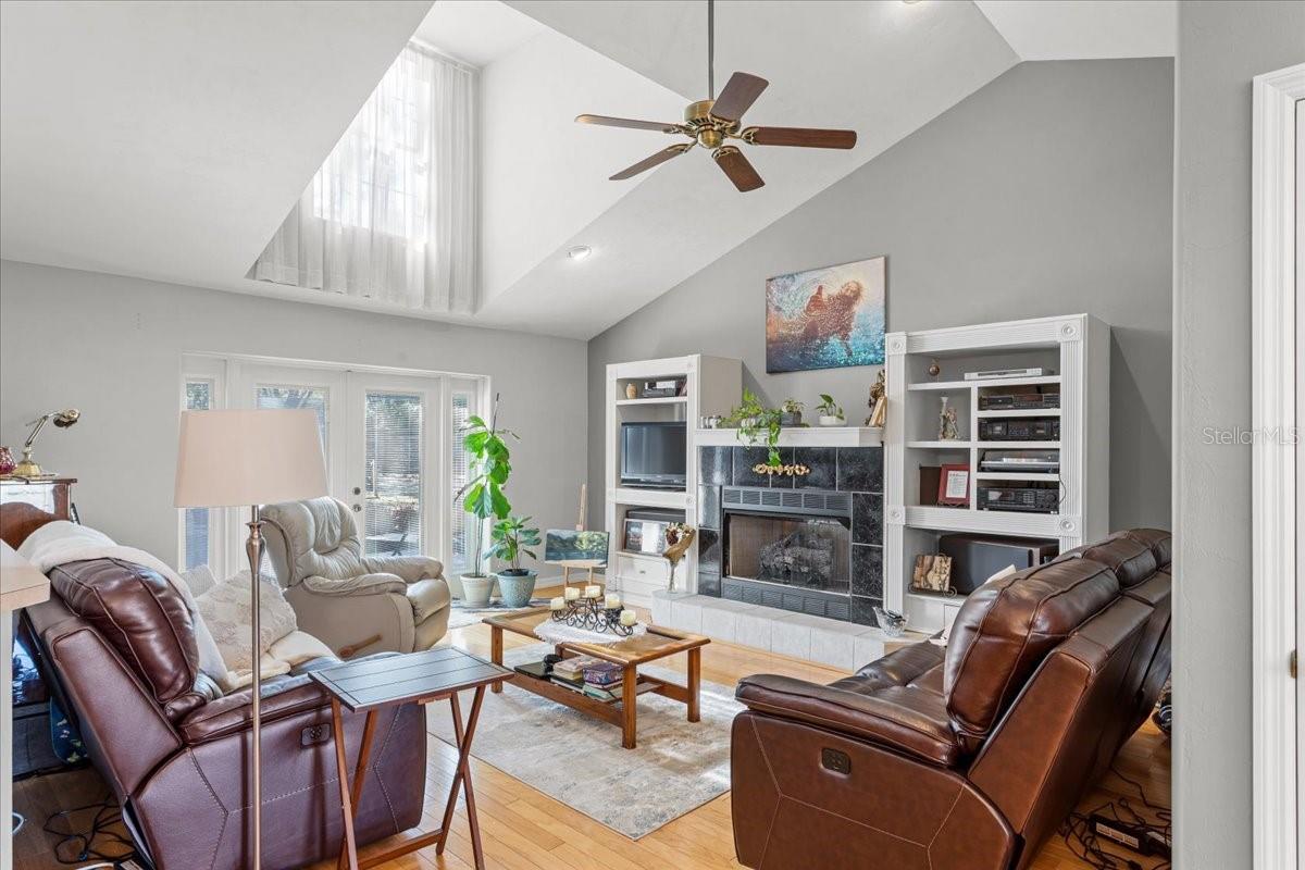 SANTA FE RIVER PLANTATIONS - Residential