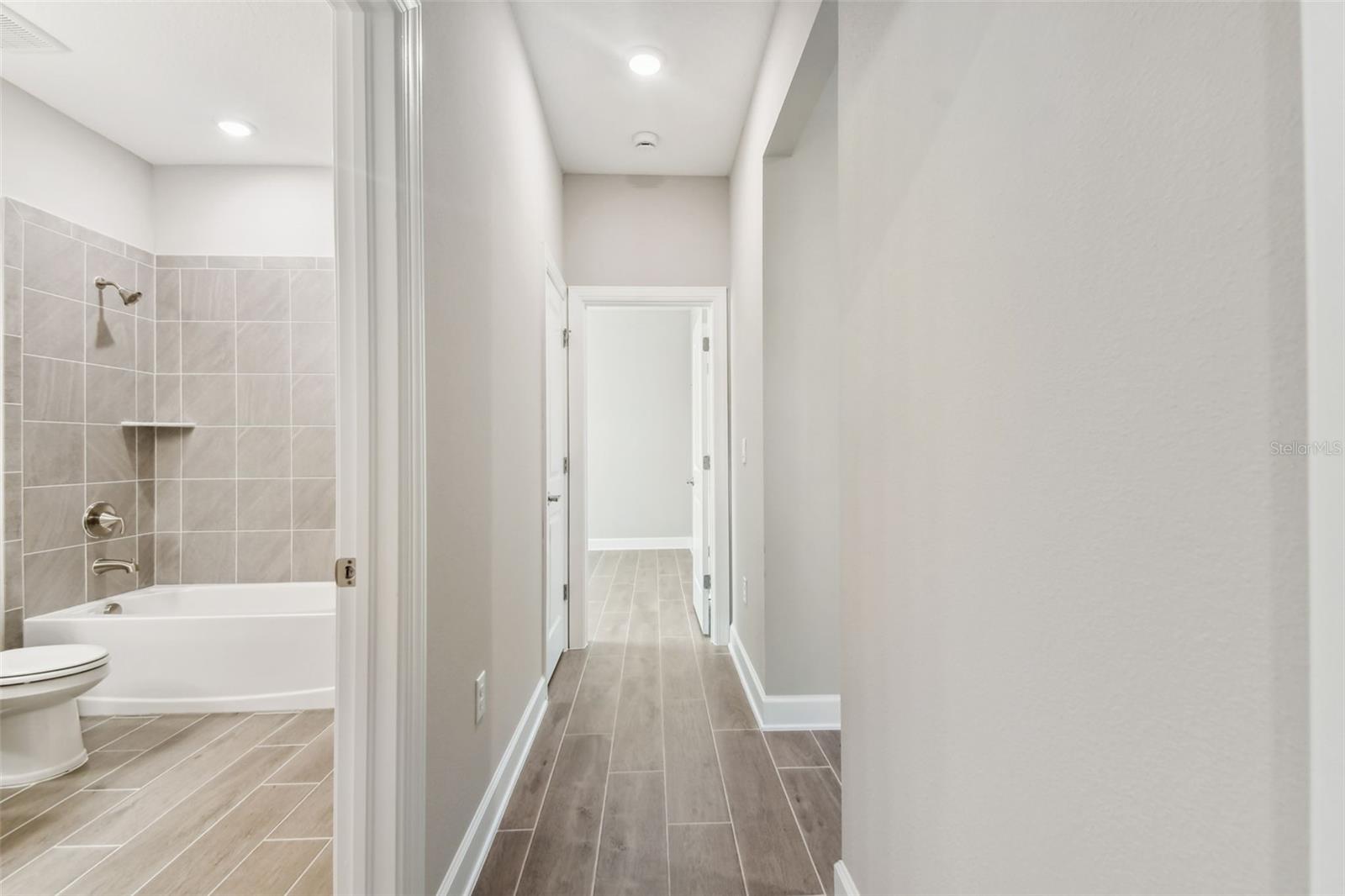 VENICE WOODLANDS PH 2B - Residential