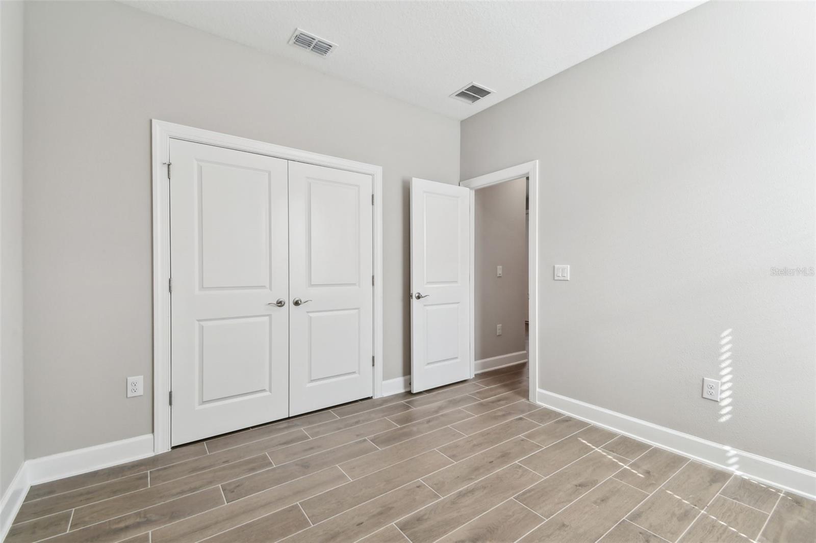 VENICE WOODLANDS PH 2B - Residential