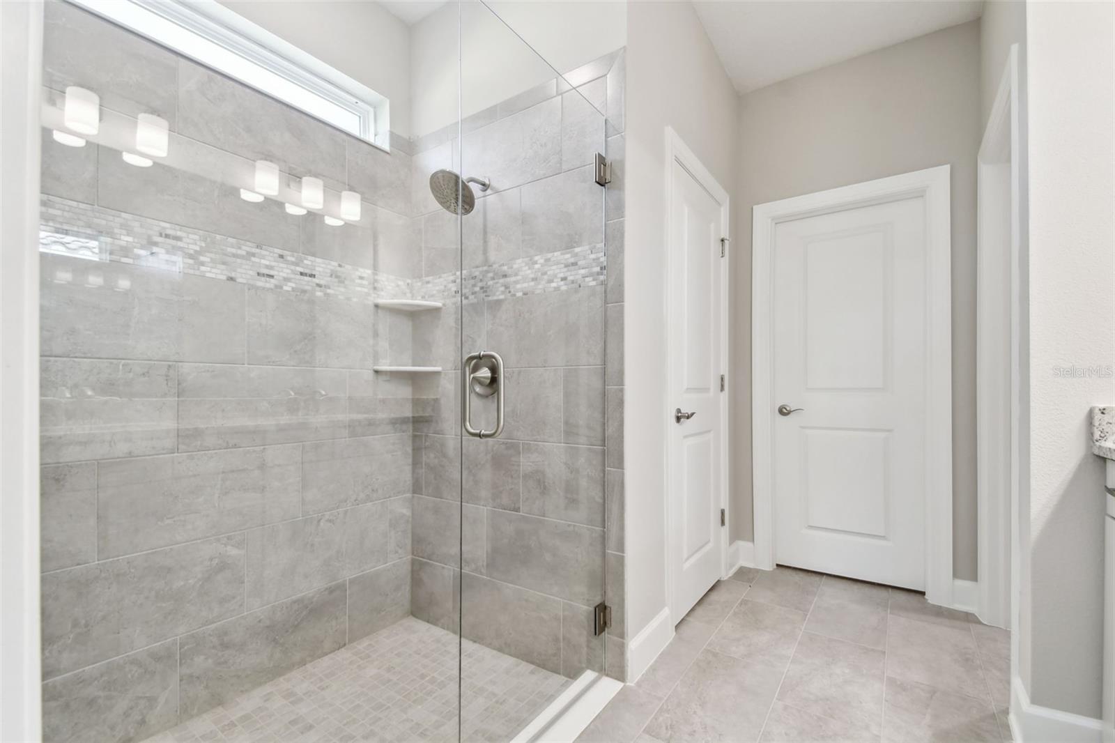 VENICE WOODLANDS PH 2B - Residential
