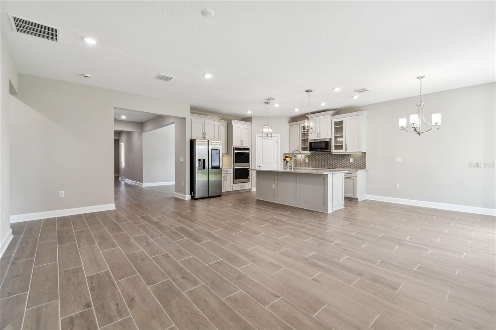 VENICE WOODLANDS PH 2B - Residential
