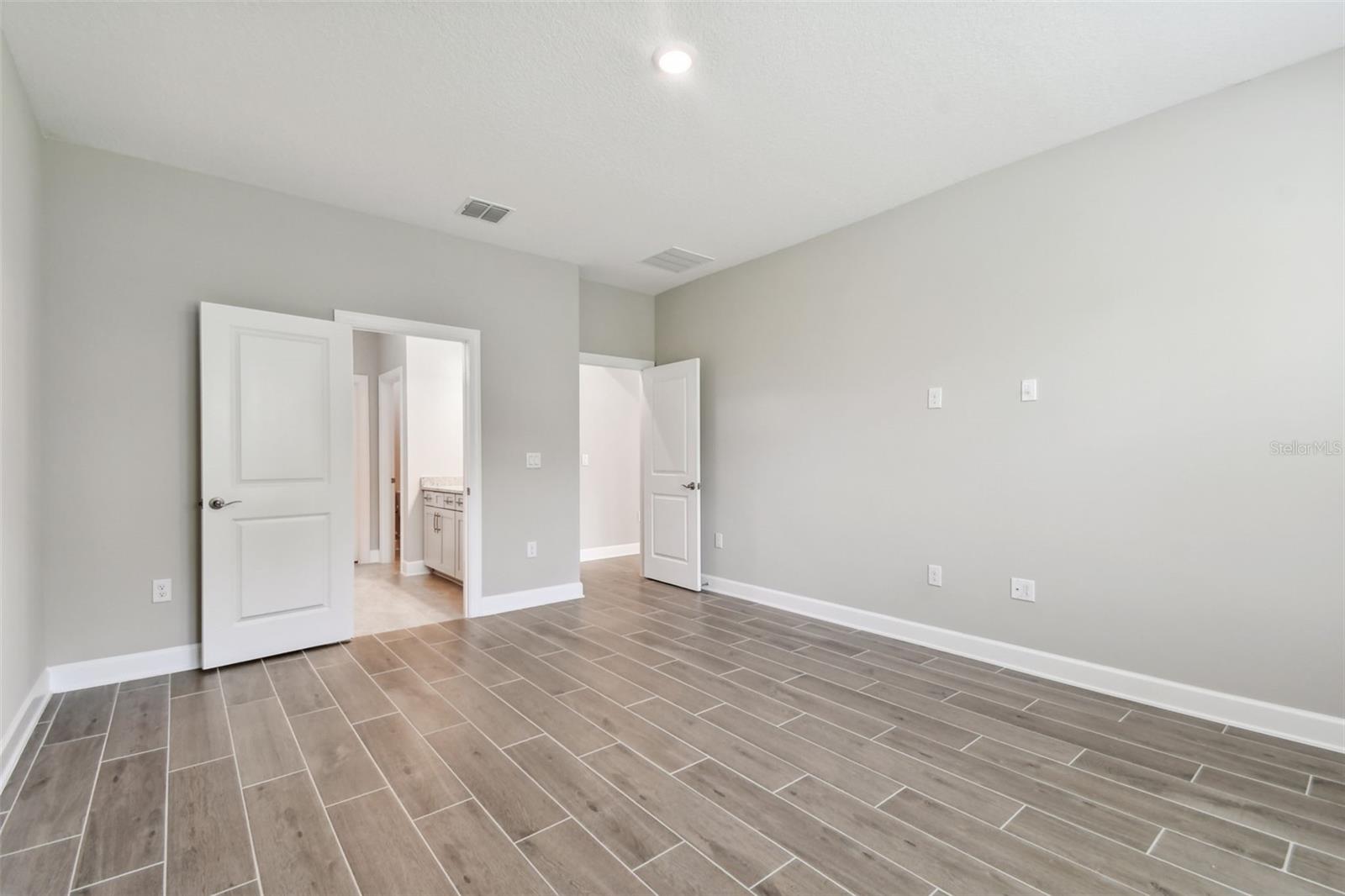 VENICE WOODLANDS PH 2B - Residential