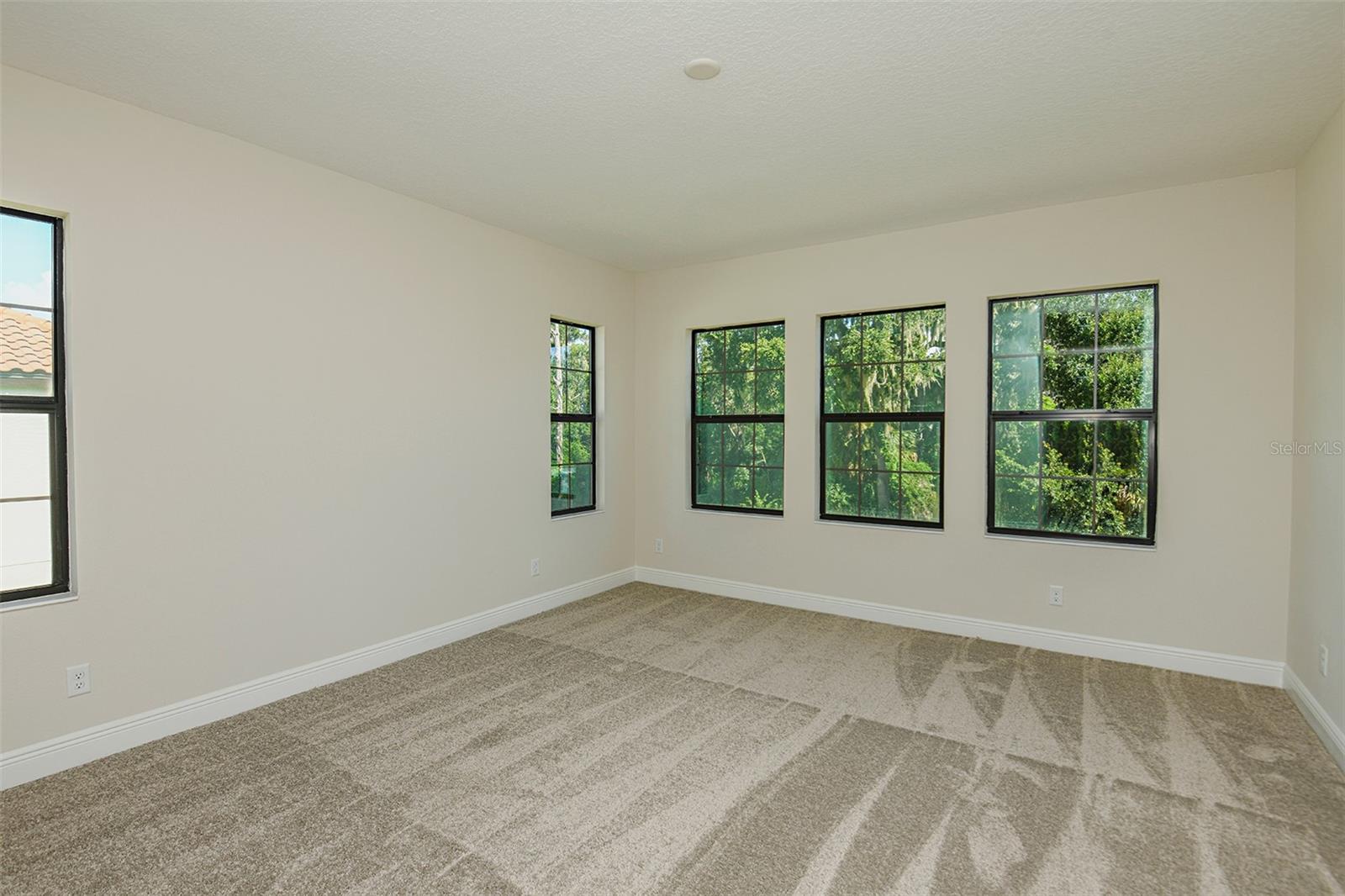 SANCTUARY - Residential