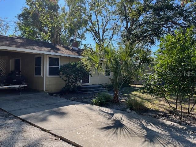 1958 BOUGAINVILLEA STREET