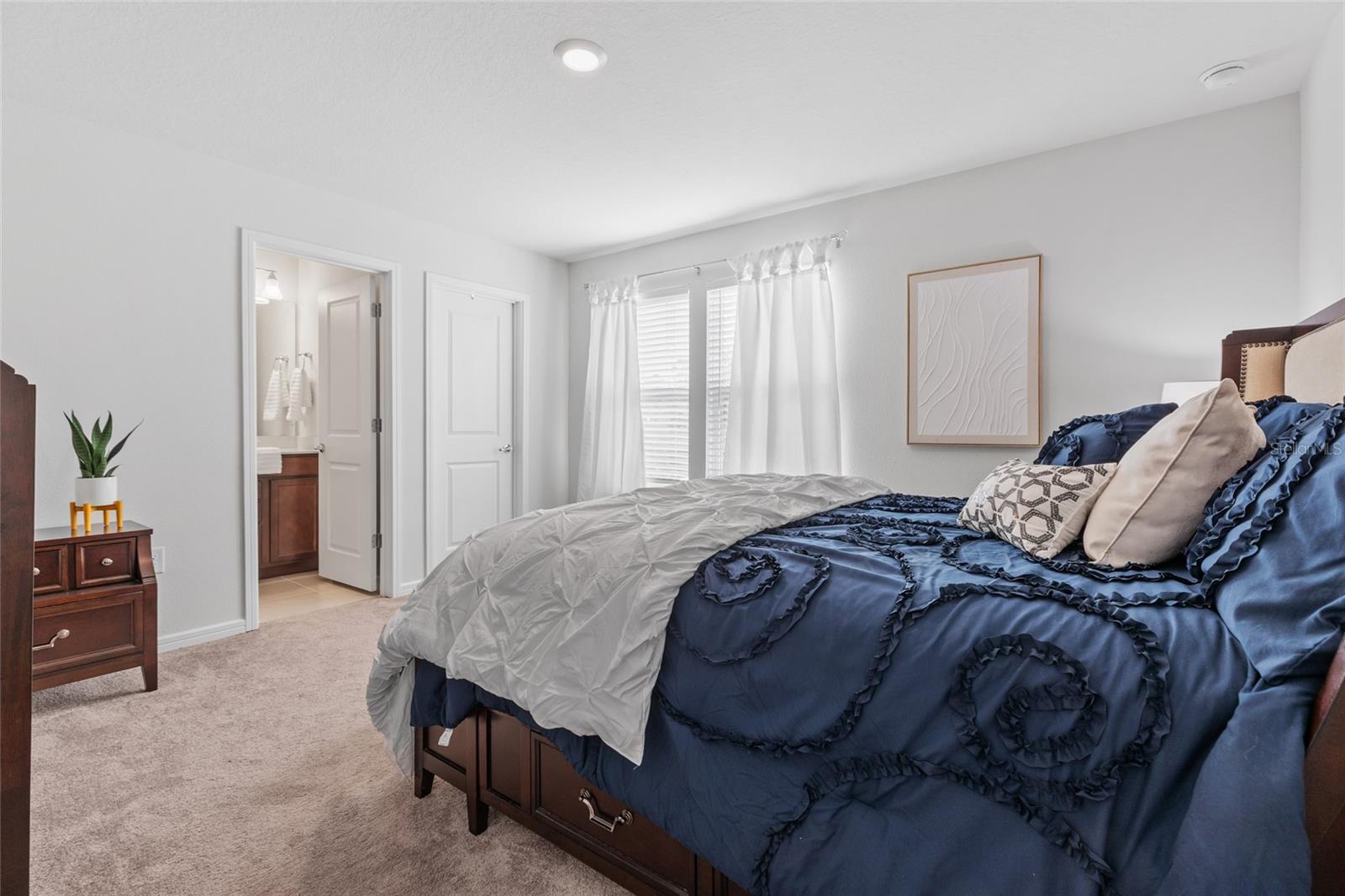 OAKS OF PASCO - Residential