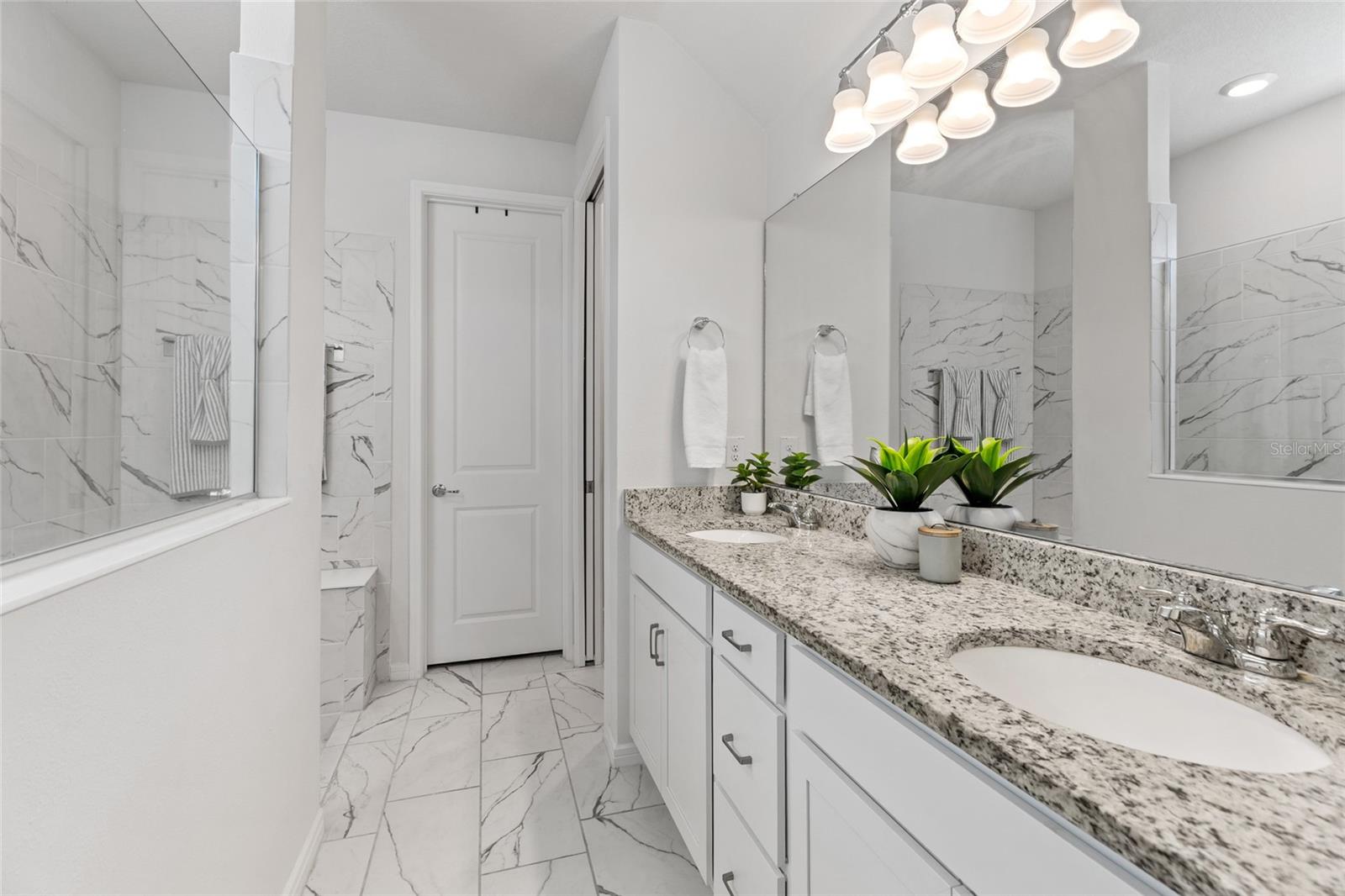 OAKS OF PASCO - Residential