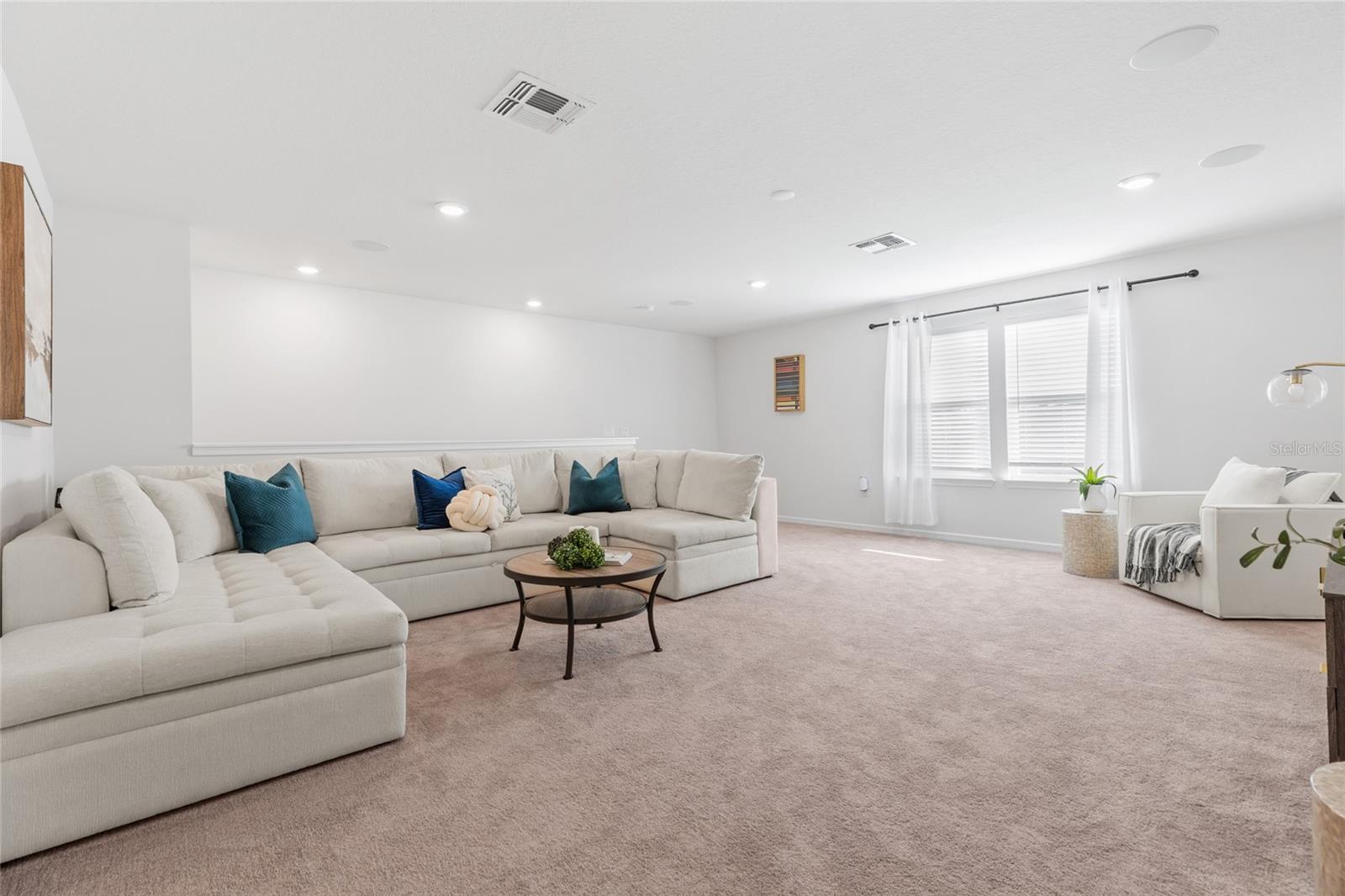 OAKS OF PASCO - Residential