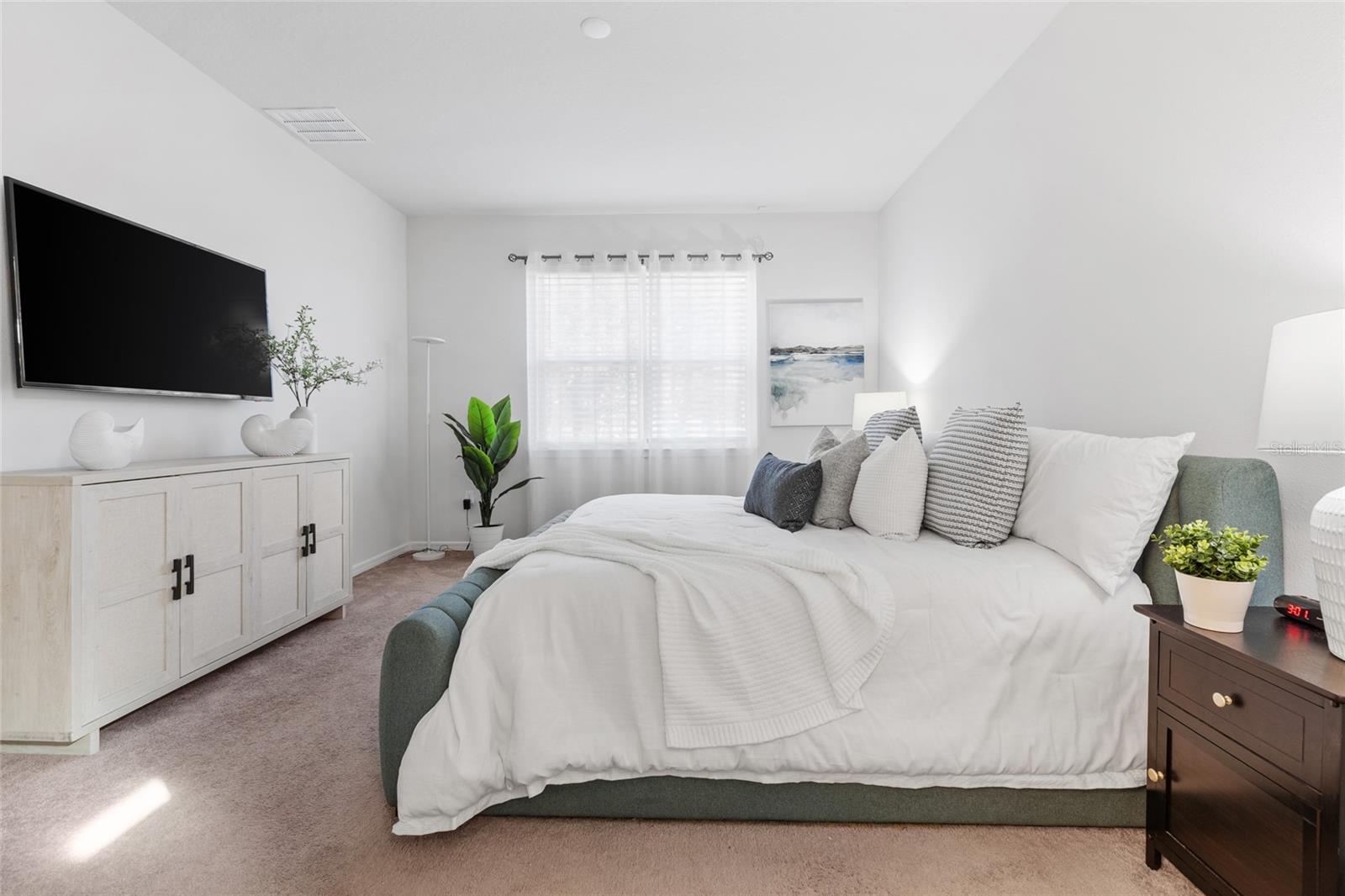 OAKS OF PASCO - Residential