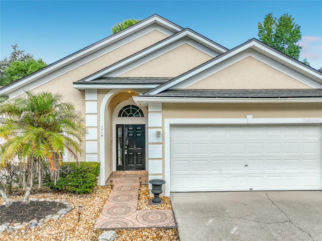 Photo of 1714 Fox Glen Court, Winter Springs, FL 32708 (MLS # O6438093)