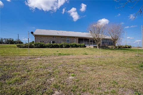 A home in LAKE ALFRED