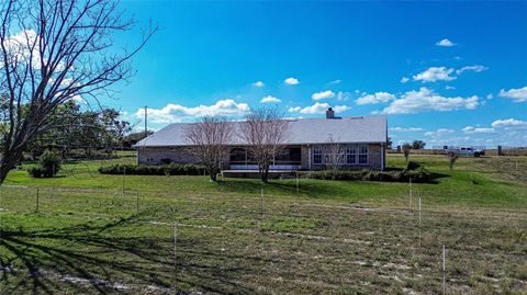 A home in LAKE ALFRED