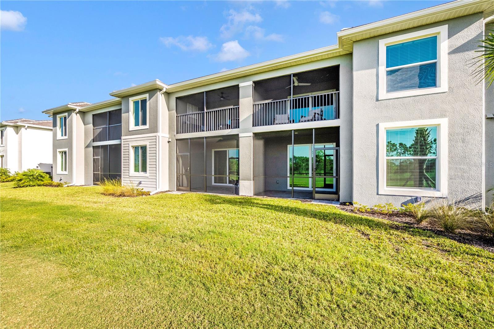 WELLEN PARK GOLF & COUNTRY CLUB - Residential Lease