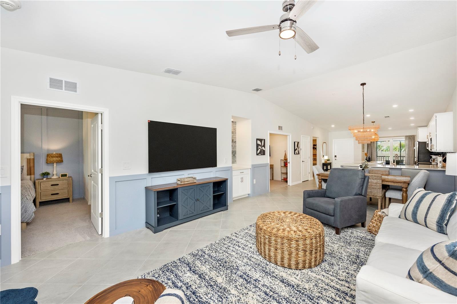 WELLEN PARK GOLF & COUNTRY CLUB - Residential Lease
