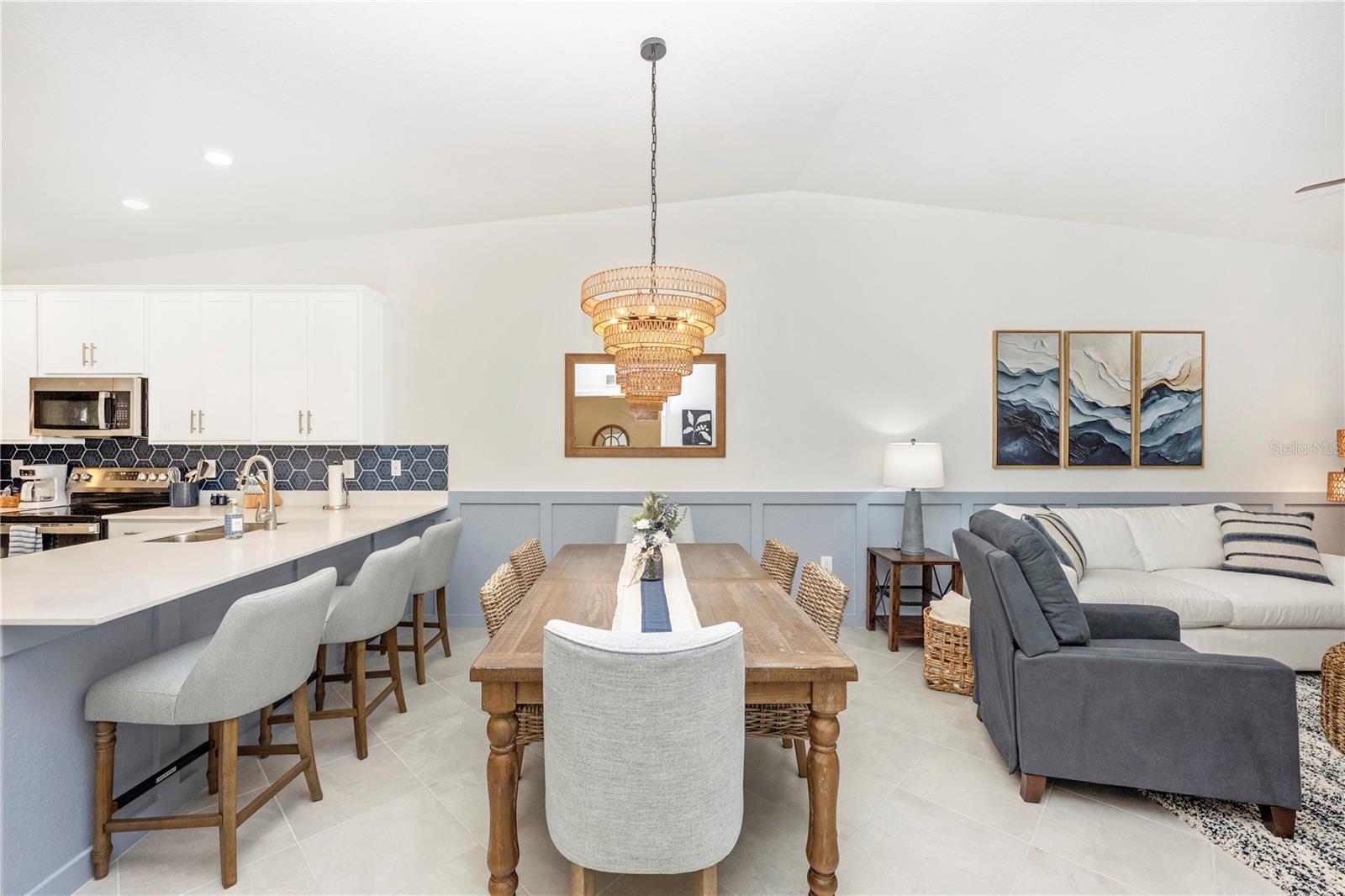 WELLEN PARK GOLF & COUNTRY CLUB - Residential Lease