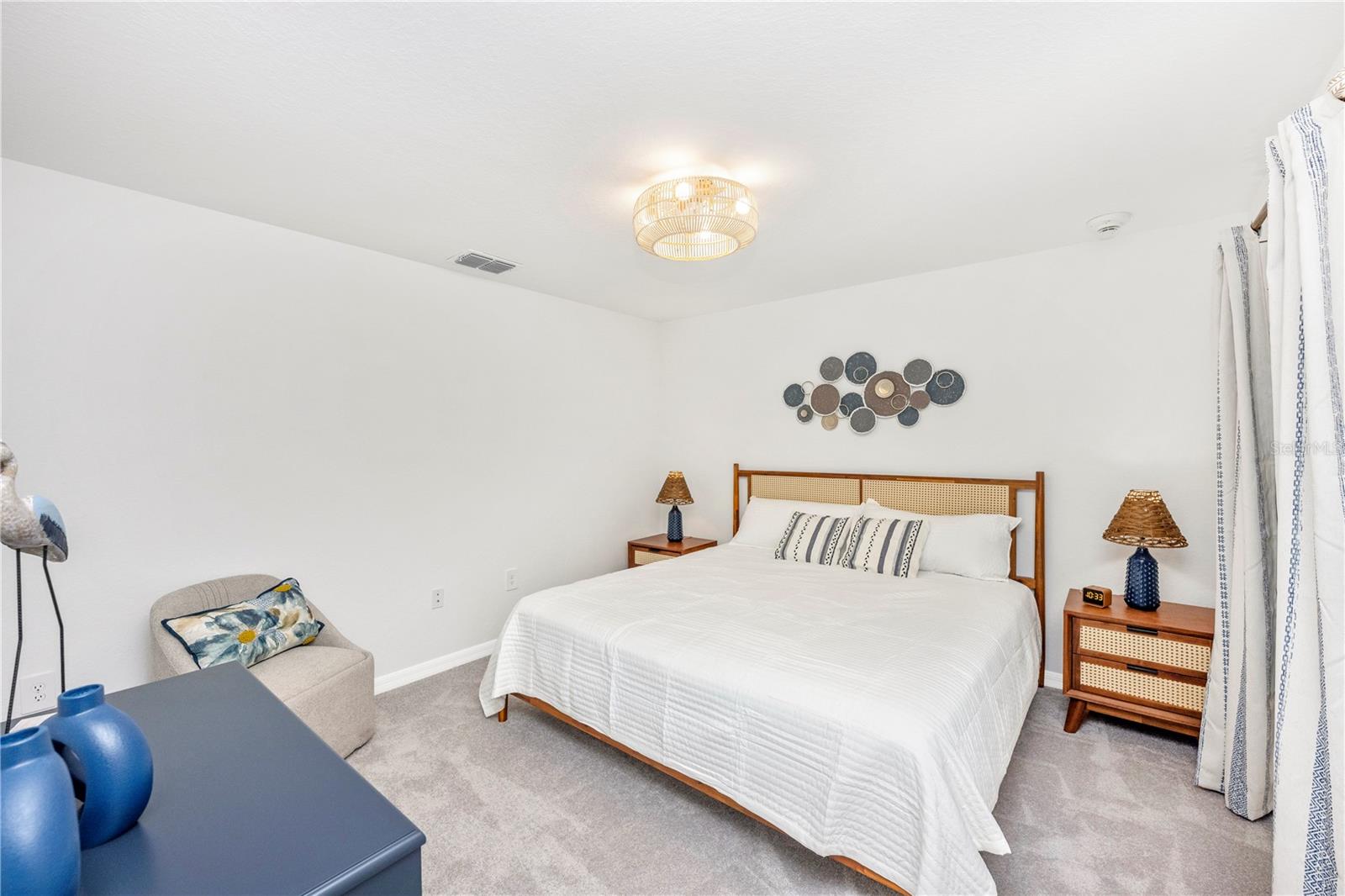 WELLEN PARK GOLF & COUNTRY CLUB - Residential Lease