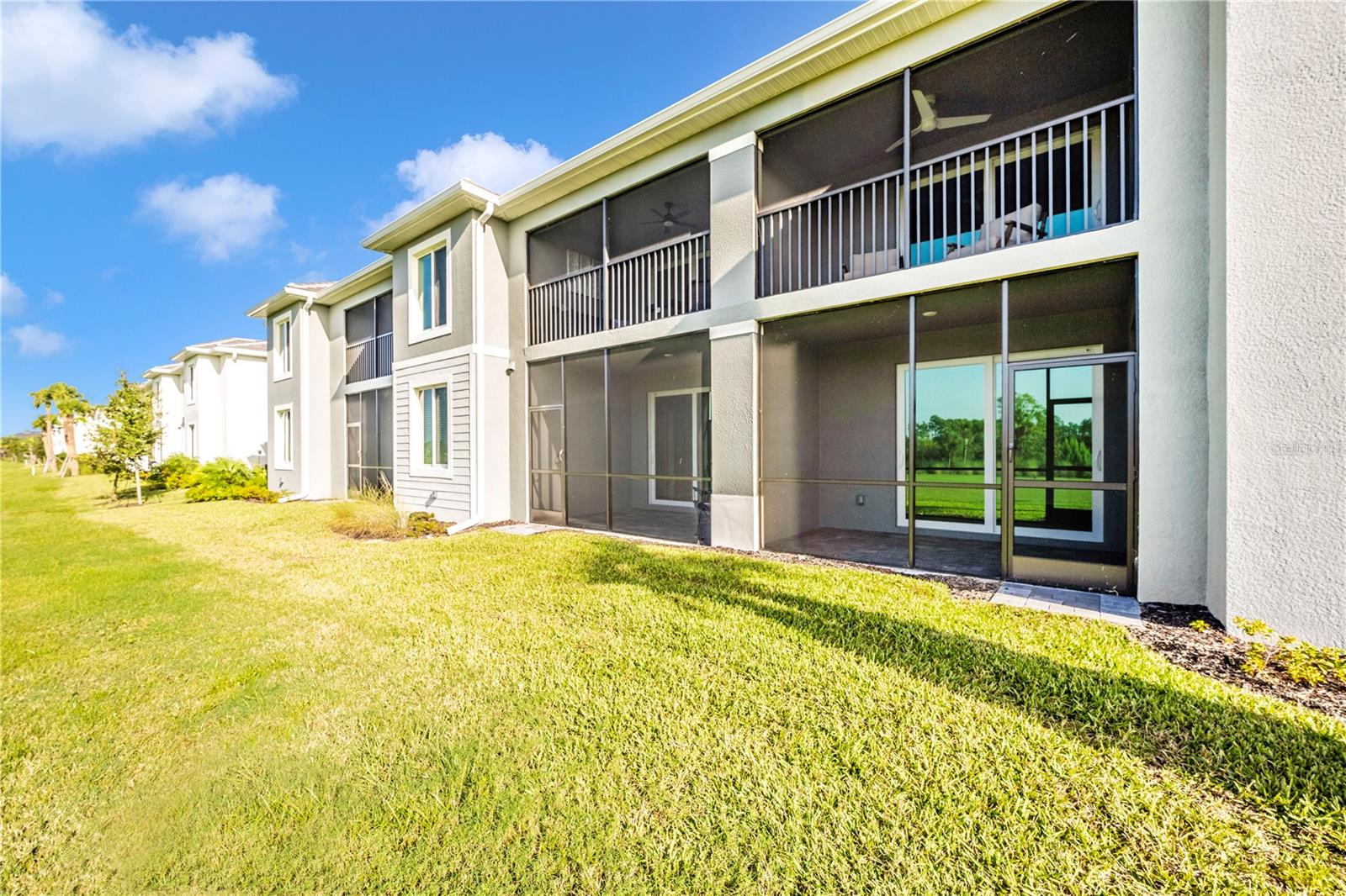 WELLEN PARK GOLF & COUNTRY CLUB - Residential Lease