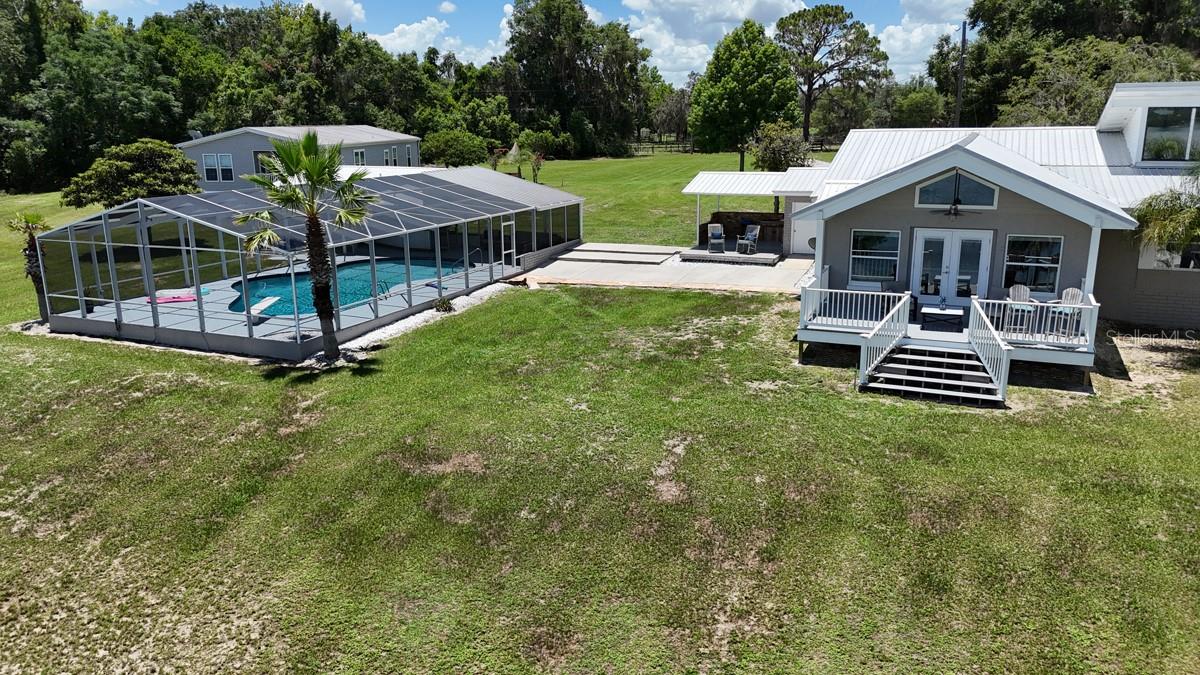 LAKE FAYE - Residential