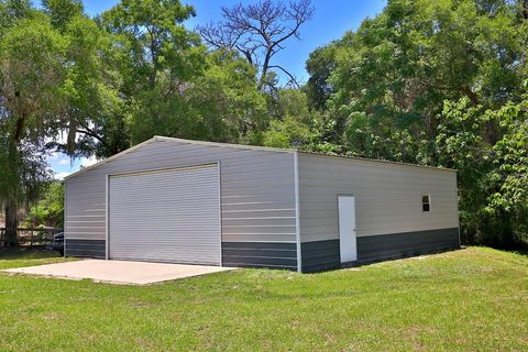 Tiny photo for 10893 SE 141 Avenue Road, Ocklawaha, FL 32179 (MLS # OM703382)