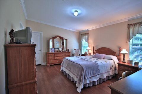 Tiny photo for 10893 SE 141 Avenue Road, Ocklawaha, FL 32179 (MLS # OM703382)