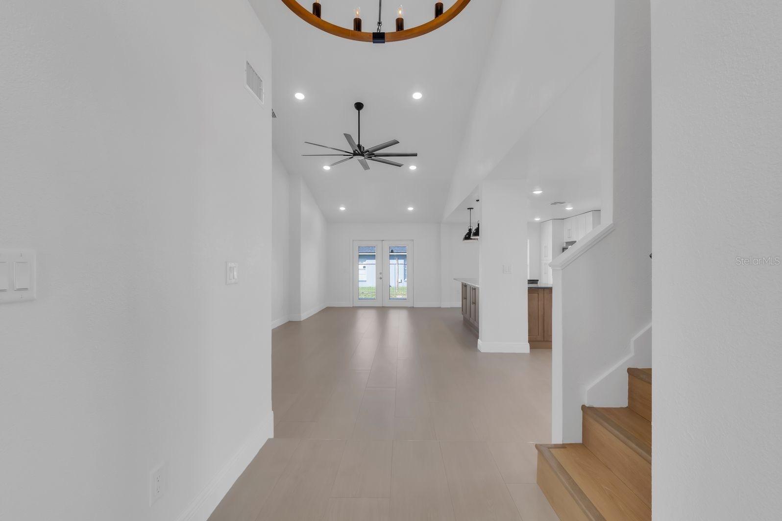 MILL RUN UNIT 6 - Residential Lease