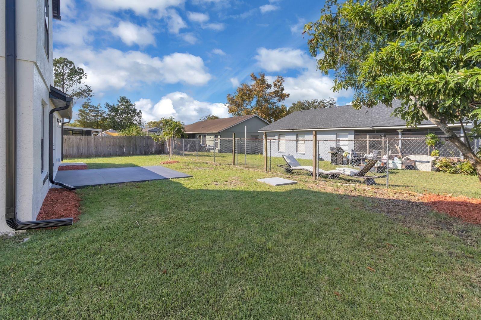 MILL RUN UNIT 6 - Residential Lease