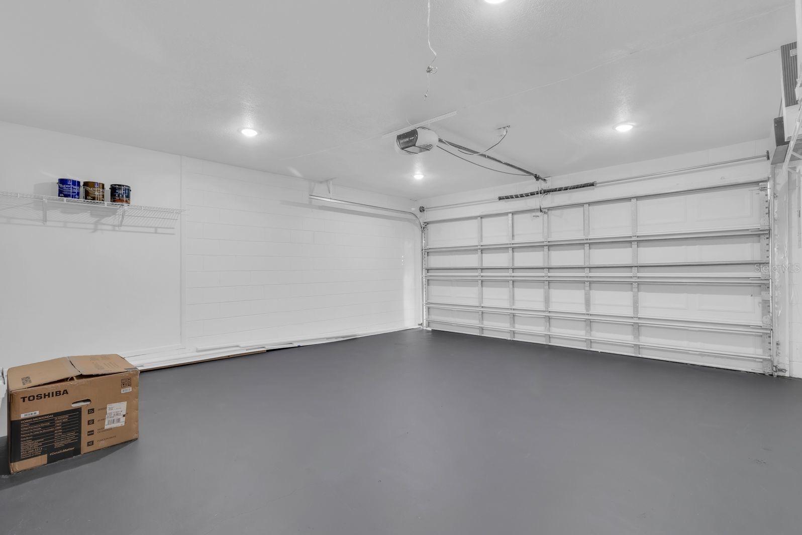 MILL RUN UNIT 6 - Residential Lease