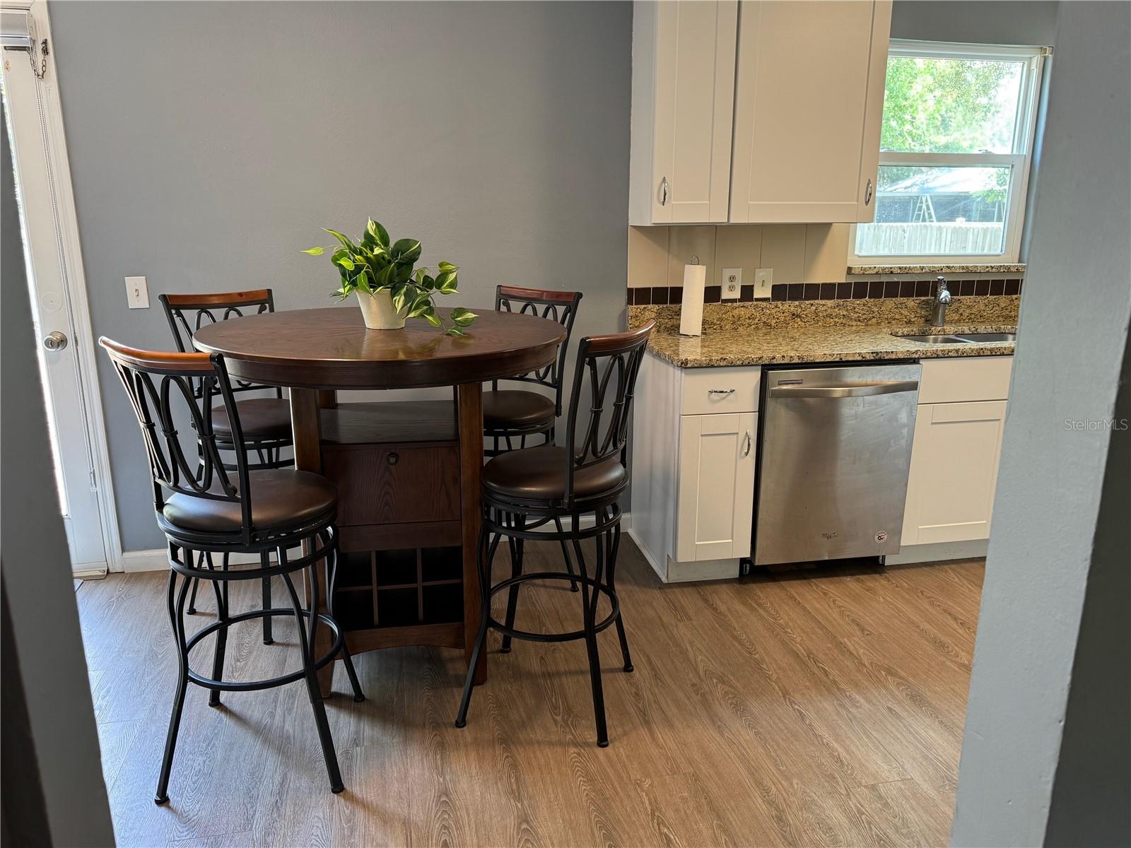 GROVELAND FARMS 23-22-24 - Residential
